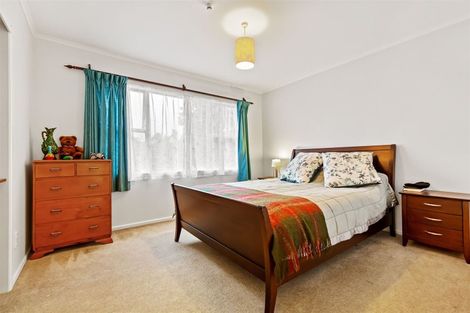 Photo of property in 42 Rehia Road, Massey, Auckland, 0614