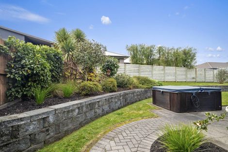 Photo of property in 28 Vaucluse Drive, Nukuhau, Taupo, 3330
