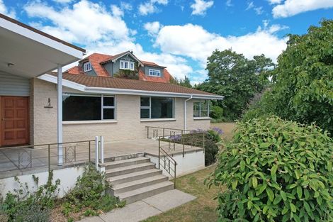 Photo of property in 16 Ure Street, South Hill, Oamaru, 9400