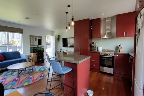 Photo of property in 74 Birdwood Road, Swanson, Auckland, 0612