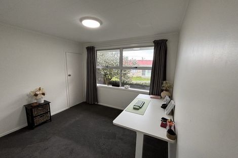 Photo of property in 23 Kowhai Street, Hamilton Lake, Hamilton, 3204