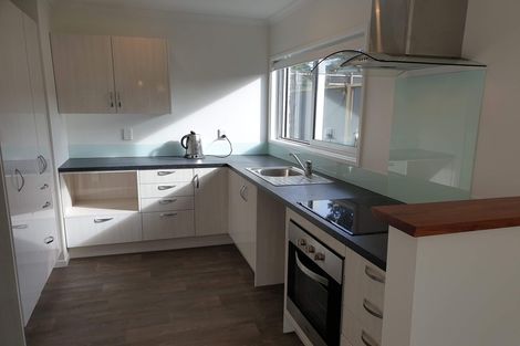 Photo of property in 42a Teoti Street, Paraparaumu Beach, Paraparaumu, 5032