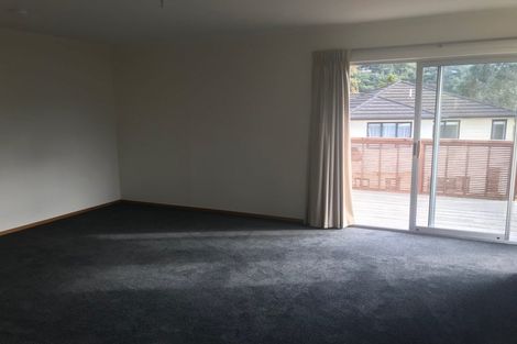 Photo of property in 1/15 Glastron Place, Bayview, Auckland, 0629