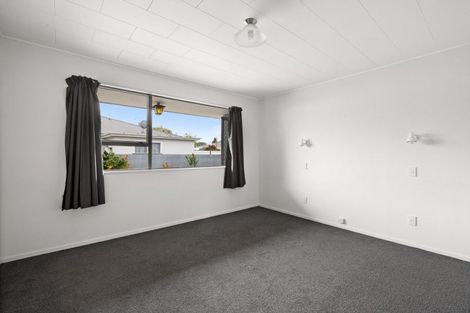 Photo of property in 1/616 Avenue Road West, Saint Leonards, Hastings, 4120