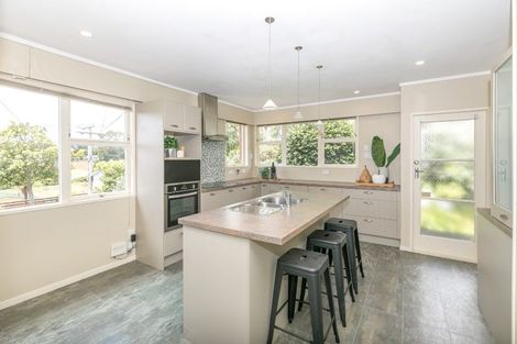 Photo of property in 35 Acacia Crescent, Glenview, Hamilton, 3206