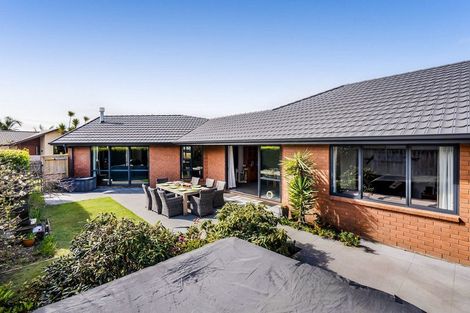 Photo of property in 9 Huetu Place, Bell Block, New Plymouth, 4312