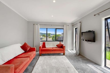 Photo of property in 12 Kelly Place, Whitianga, 3510