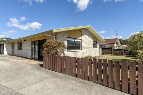 Photo of property in 402a Ngatai Road, Bellevue, Tauranga, 3110