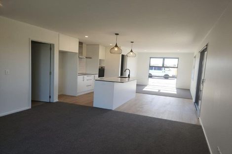 Photo of property in 14 Mehrtens Crescent, Woodend, 7691