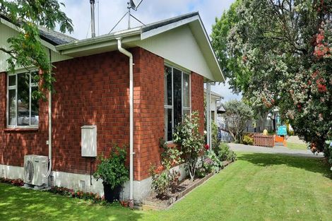 Photo of property in 11 Beaumont Place, Westbrook, Palmerston North, 4412