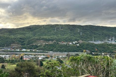 Photo of property in 43a Lord Street, Stokes Valley, Lower Hutt, 5019