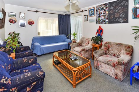 Photo of property in 24 Hyperion Drive, Randwick Park, Auckland, 2105