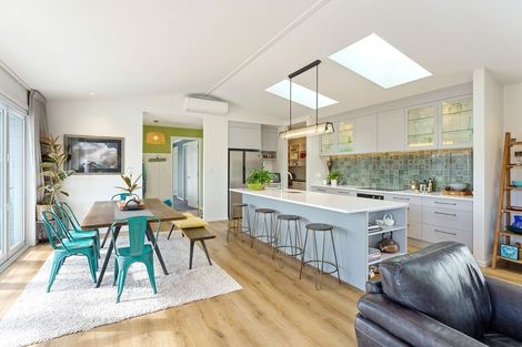 Photo of property in 6 Arapipi Way, Peka Peka, Waikanae, 5391