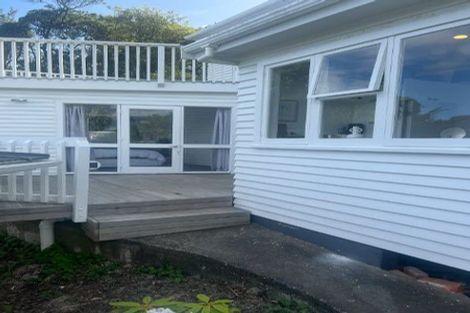 Photo of property in 11 Alexandra Road, Roseneath, Wellington, 6021