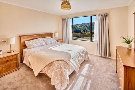 Photo of property in 84 Cunliffe Street, Churton Park, Wellington, 6037