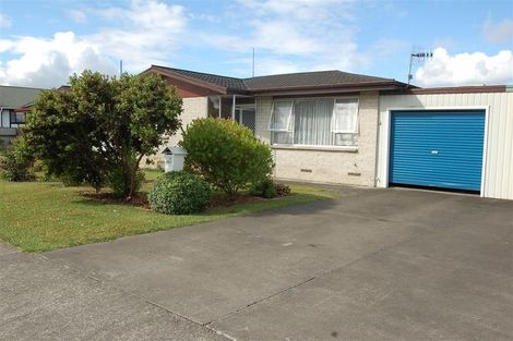 Photo of property in 2/701 Saint Aubyn, Saint Leonards, Hastings, 4120