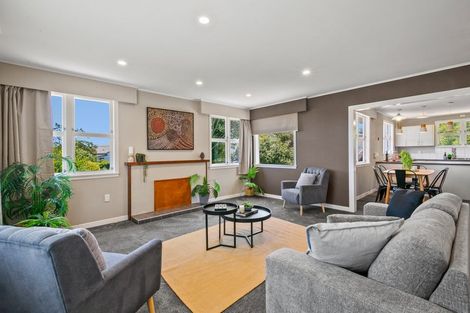 Photo of property in 62 Huatoki Street, Vogeltown, New Plymouth, 4310