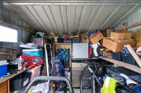 Photo of property in 15a Naumai Place, Spotswood, New Plymouth, 4310