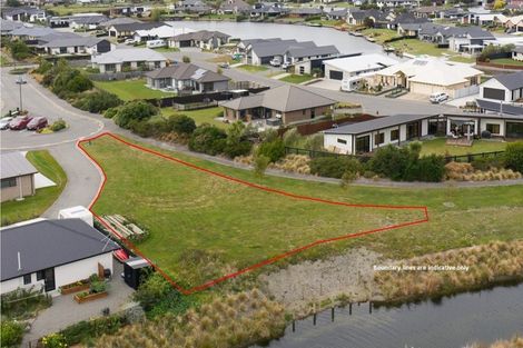 Photo of property in 14 West Bay Place, Huntingdon, Ashburton, 7774