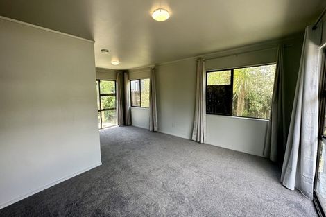 Photo of property in 25 Midgley Road, West Harbour, Auckland, 0618