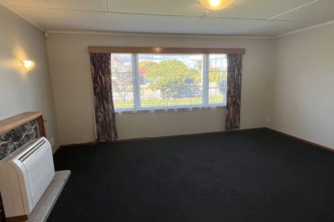 Photo of property in 14 Waterloo Crescent, Hokowhitu, Palmerston North, 4410