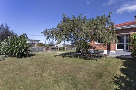 Photo of property in 17 Holmes Street, Holmes Hill, Oamaru, 9401