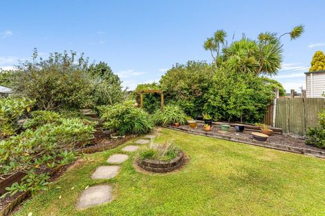 Photo of property in 83 Dundas Road, Sanson, 4817