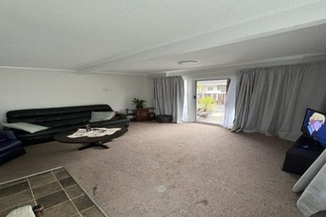 Photo of property in 1/875 Heaphy Terrace, Claudelands, Hamilton, 3214