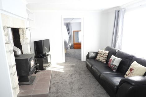 Photo of property in 37 Lincoln Street, Hampden, 9410