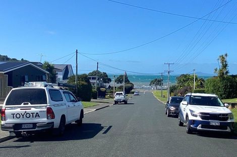 Photo of property in 3 Capitol Road, Matakatia, Whangaparaoa, 0930