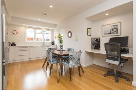 Photo of property in 98 Hamilton Avenue, Ilam, Christchurch, 8041