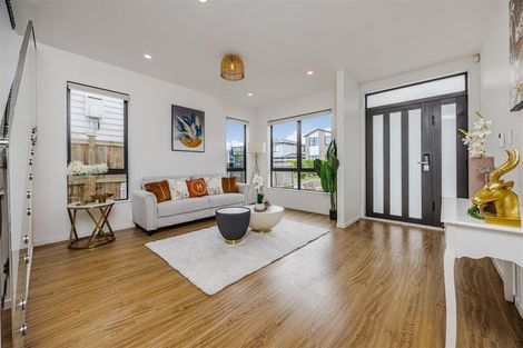 Photo of property in 13 Paripari Street, Flat Bush, Auckland, 2019