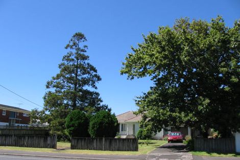 Photo of property in 1/48 Shakespeare Road, Milford, Auckland, 0620