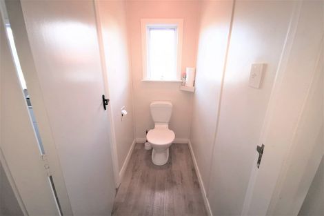 Photo of property in 32 Queen Street, Dannevirke, 4930