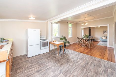 Photo of property in 12 Tregarth Street, Saint Johns Hill, Whanganui, 4501