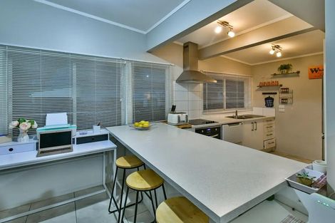 Photo of property in 1/9 Hazards Road, Weymouth, Auckland, 2103