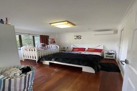 Photo of property in 6 Godley Road, Green Bay, Auckland, 0604