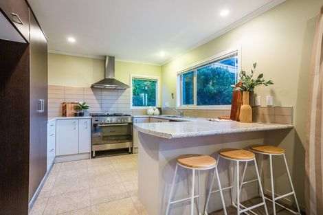 Photo of property in 19 Aspiring Terrace, Aotea, Porirua, 5024