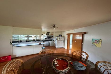 Photo of property in 281 Pakuranga Road, Pakuranga Heights, Auckland, 2010