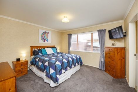 Photo of property in 53 Branigan Parade, Kelvin Grove, Palmerston North, 4414