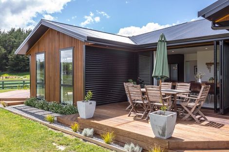 Photo of property in 64 Matapihi Road, Te Ore Ore, Masterton, 5886