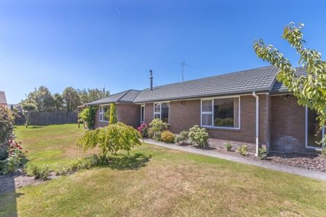 Photo of property in 3 Aberfoyle Place, Parklands, Christchurch, 8083