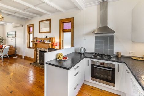 Photo of property in 8 Westmere Crescent, Westmere, Auckland, 1022