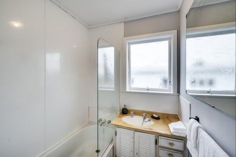 Photo of property in 60 Alexander Avenue, Onekawa, Napier, 4110