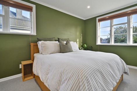 Photo of property in 714 Grove Road, Mayfair, Hastings, 4122