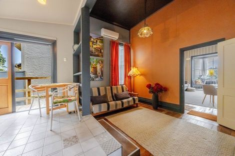 Photo of property in 4a Seaview Terrace, Bluff Hill, Napier, 4110