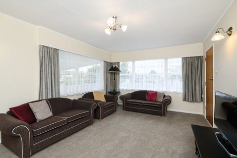 Photo of property in 12 Dewe Avenue, Feilding, 4702