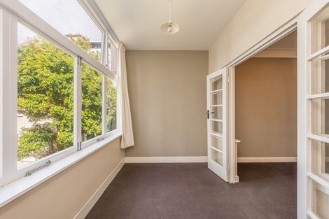 Photo of property in 20b Portland Crescent, Thorndon, Wellington, 6011