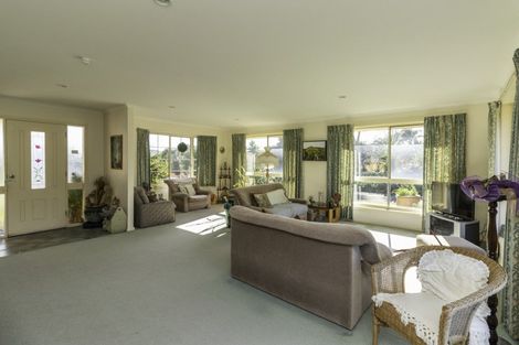 Photo of property in 43 Thames Road, Paeroa, 3600