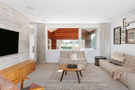 Photo of property in 108 Oceanbeach Road, Mount Maunganui, 3116